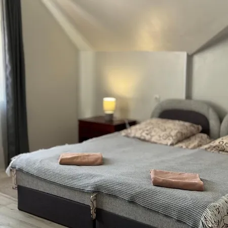 сідус Hotel *